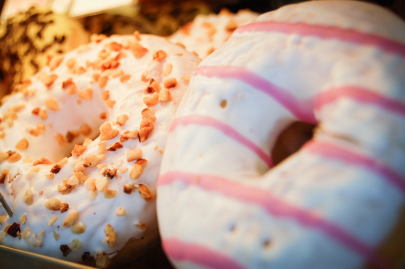 patisserie-LA SEYNE SUR MER-min_donuts_sweets_pastries_pastry_shop_cake_cakes_bakery_eating-987656